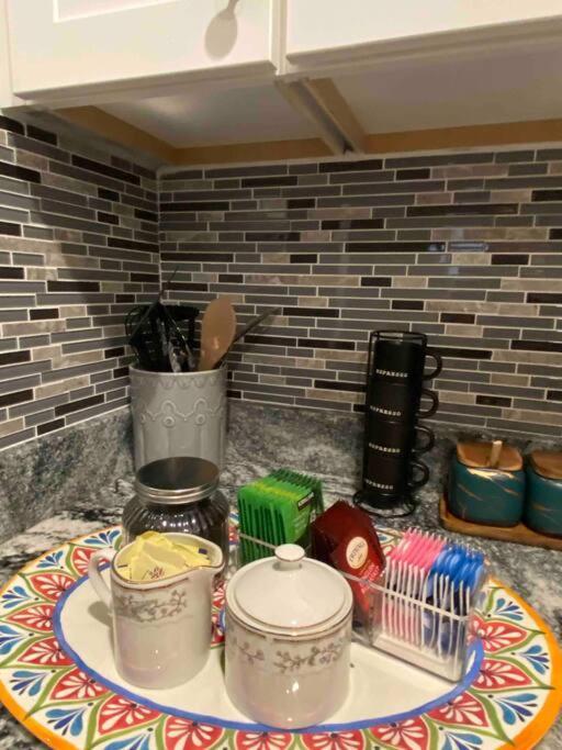 Unique & Peaceful Boston Home מראה חיצוני תמונה