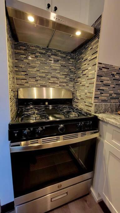 Unique & Peaceful Boston Home מראה חיצוני תמונה