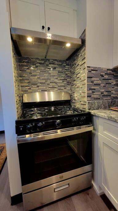 Unique & Peaceful Boston Home מראה חיצוני תמונה