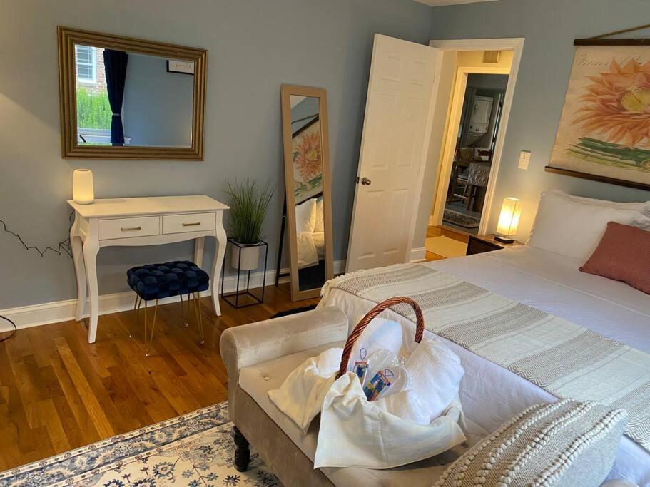 Unique & Peaceful Boston Home מראה חיצוני תמונה
