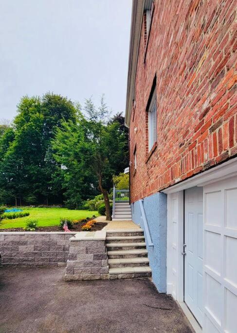 Unique & Peaceful Boston Home מראה חיצוני תמונה