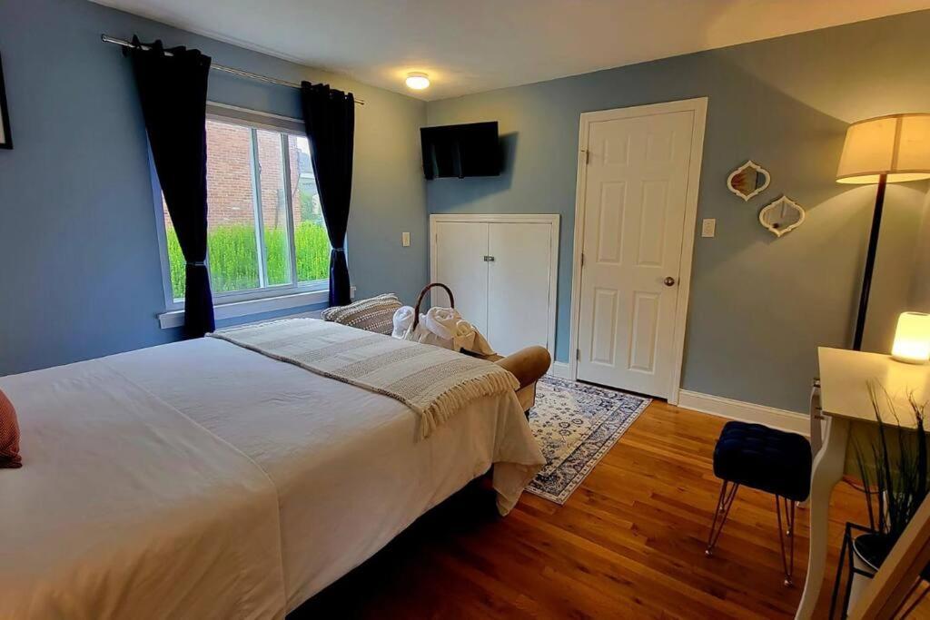 Unique & Peaceful Boston Home מראה חיצוני תמונה